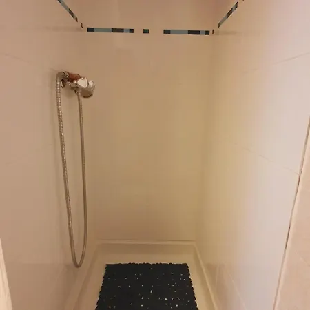 Agreable T2 Parking Prive Et Golf 4 Personnes - Rossiconciergerie - Linge En Option Apartment *