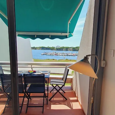 Au Bord Du & Golf Avec Parking Prive Clim Wifi - 4 Personnes - Rossiconciergerie - Linge Inclus *